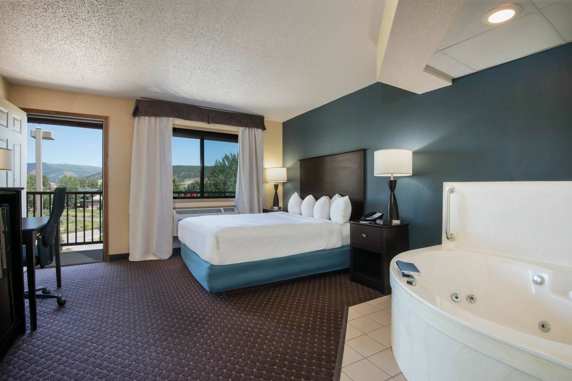 Americinn By Wyndham Eagle Kültér fotó